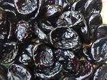 Plum (prune) dried in a special dryer grade Hungarian pitted 1 grade Humidity 26 to 30%. - фото 1